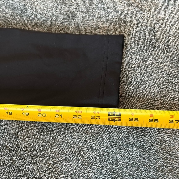 Lululemon Instill High-Rise Tight 25"
Black Size 8 - Picture 11 of 12
